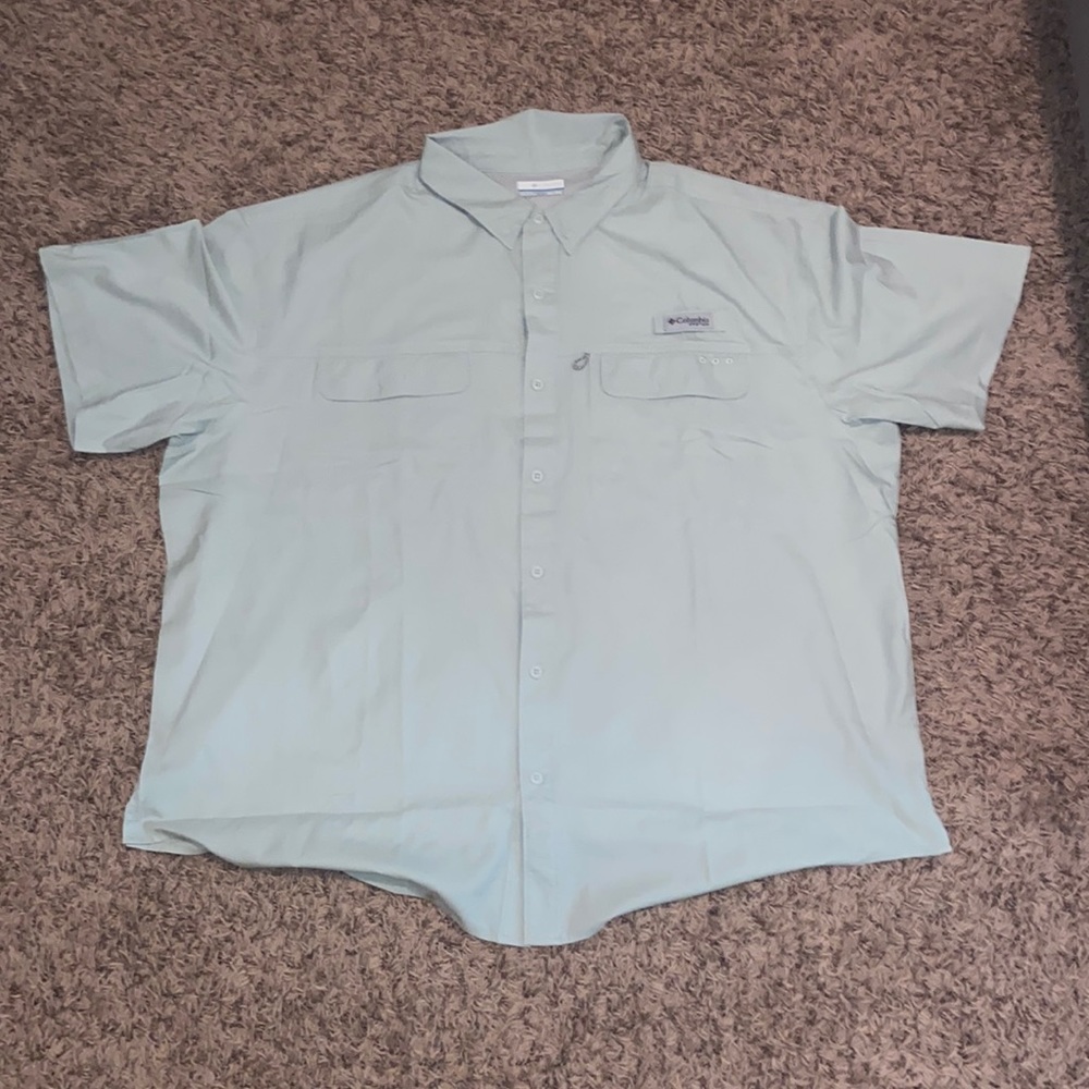 BRAND NEW COLUMBIA PFG SHIRT!!